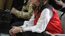 Aktris Roro Fitria bersiap mengikuti sidang lanjutan kasus kepemilikan narkoba di PN Jakarta Selatan, Kamis (12/7). Roro mengenakan kemeja putih, celana hitam, serta sepatu kets berwarna putih. (Liputan6.com/Faizal Fanani)