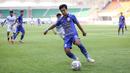Karier Arhan di sepak bola berawal dari sekolah sepak bola Mustika Blora pada usia 11 tahun, kemudian pindah ke Terang Bangsa, dan bergabung ke PSIS Semarang pada 2018. Dua tahun di tim junior PSIS, ia dipromosikan ke tim utama pada 2020. (Bola.com/Bagaskara Lazuardi)