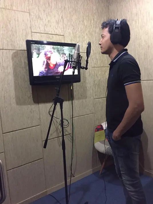 Selain sibuk dengan kegiatan film barunya, Ayat Ayat Cinta 2, tahun depan Fedi tengah mempersiapkan album baru. Itulah salah satu yang menjadi rosolusi tahun 2018. (Instagram/fedinuril)