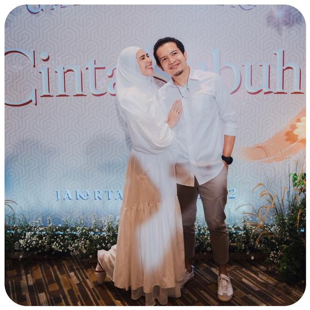 Dhini Aminarti dan Dimas Seto. (Foto: Dok. Instagram @dhiniaminarti)