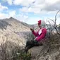 Pendaki di Gunung Widodaren yang dekat dari Bromo. (Dok: IG @ejahshar https://www.instagram.com/p/B8aO67yg16-/?igsh=azdidmFiN2lnNmwy)