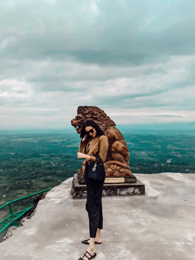 Potret Anya Geraldine Syuting di Magelang, Sekaligus Lepas Penat Sejenak. (Sumber: Instagram/anyageraldine)