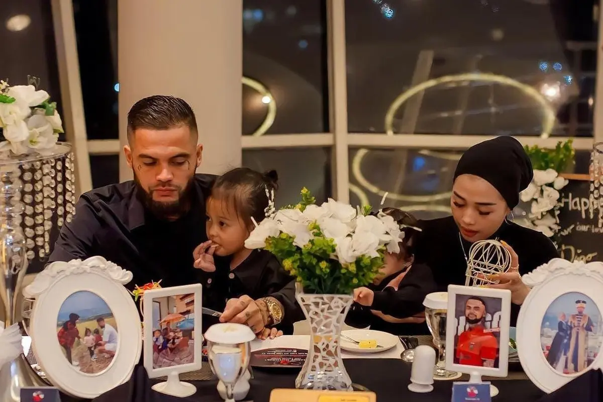 Dikenal cowok nakal, kini Diego Michiels jadi hot daddy