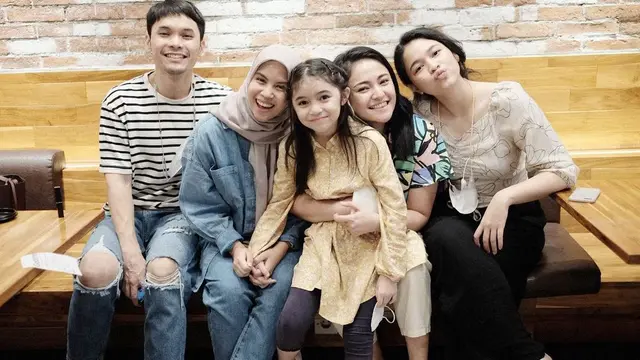 6 Momen Kumpul Marshanda dan Nesyana Ayu Bareng Sienna, Penuh Kehangatan