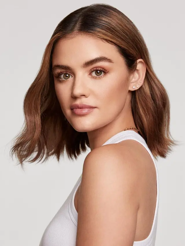 5 Inspirasi Model Rambut Sebahu Ala Selebriti Tahun 2022, Ada IU dengan Potongan Wolf Cut