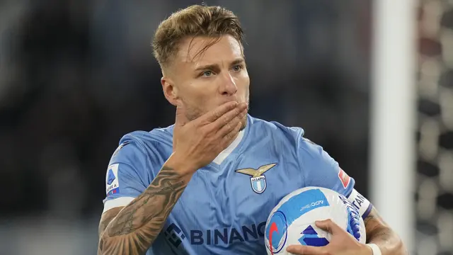 Foto: Tua-tua Keladi, 5 Striker Ini Masih Diandalkan Timnya di Liga Italia Musim 2021 / 2022, Zlatan Ibrahimovic Paling Tua
