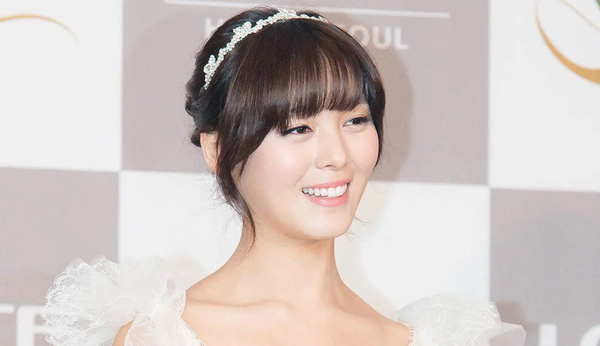 Sunye debut dengan Wonder Girls pada tahun 2007 dan berhenti pada 2015. Kini ia sudah miliki dua anak dan memutuskan untuk menjadi ibu rumah tangga. (Allkpop)