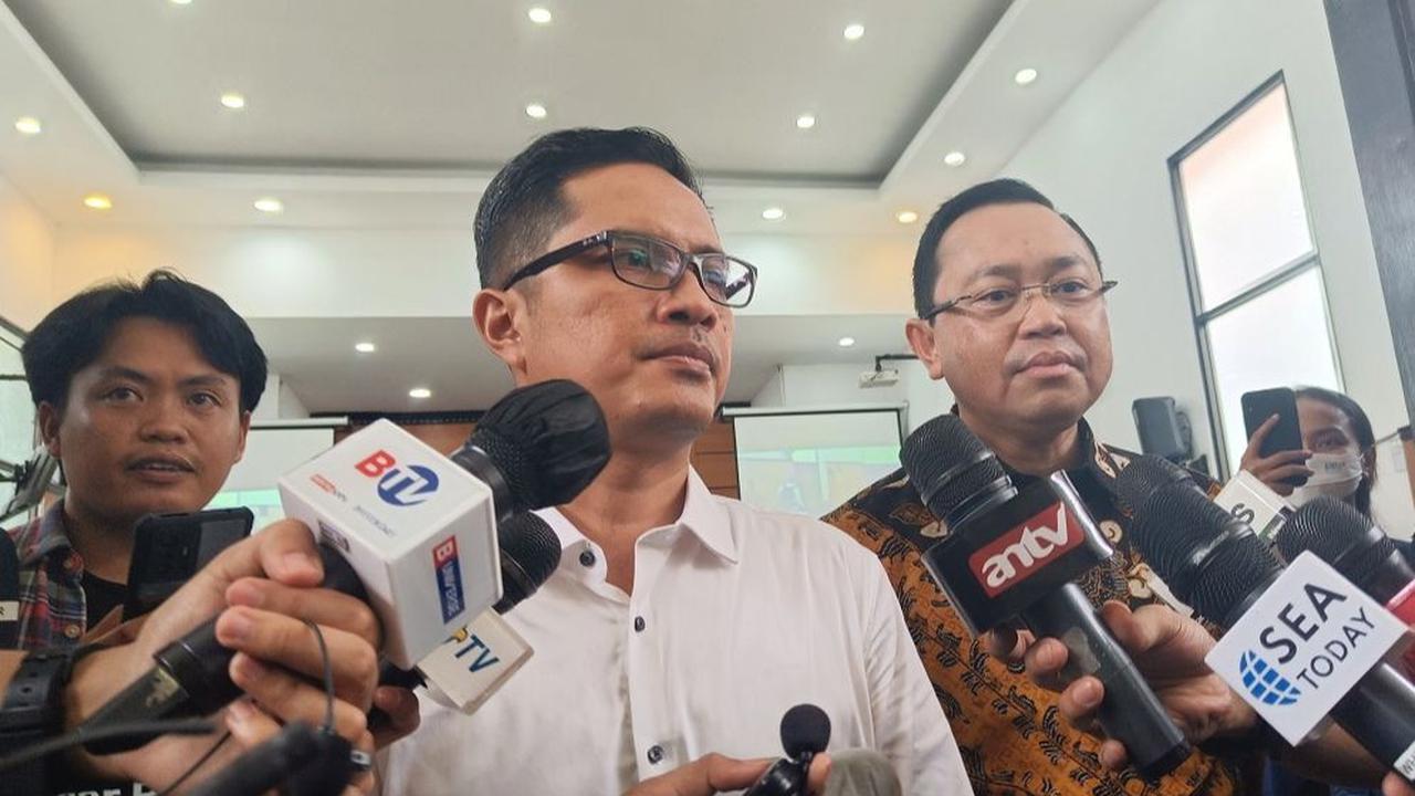 Febri dan Rasamala mengakui sempat menjadi tim penasihat hukum Mentan Syahrul Yasin Limpo saat kasus tahap penyelidikan.