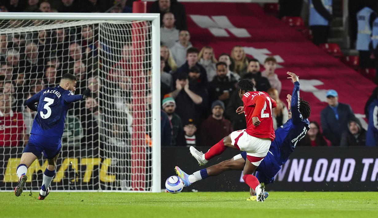 Tercatat, Elanga adalah pemain dengan dribel sukses terbanyak (6) dan memenangi duel terbanyak (9) di antara pemain lain di lapangan. (Mike Egerton/PA via AP)