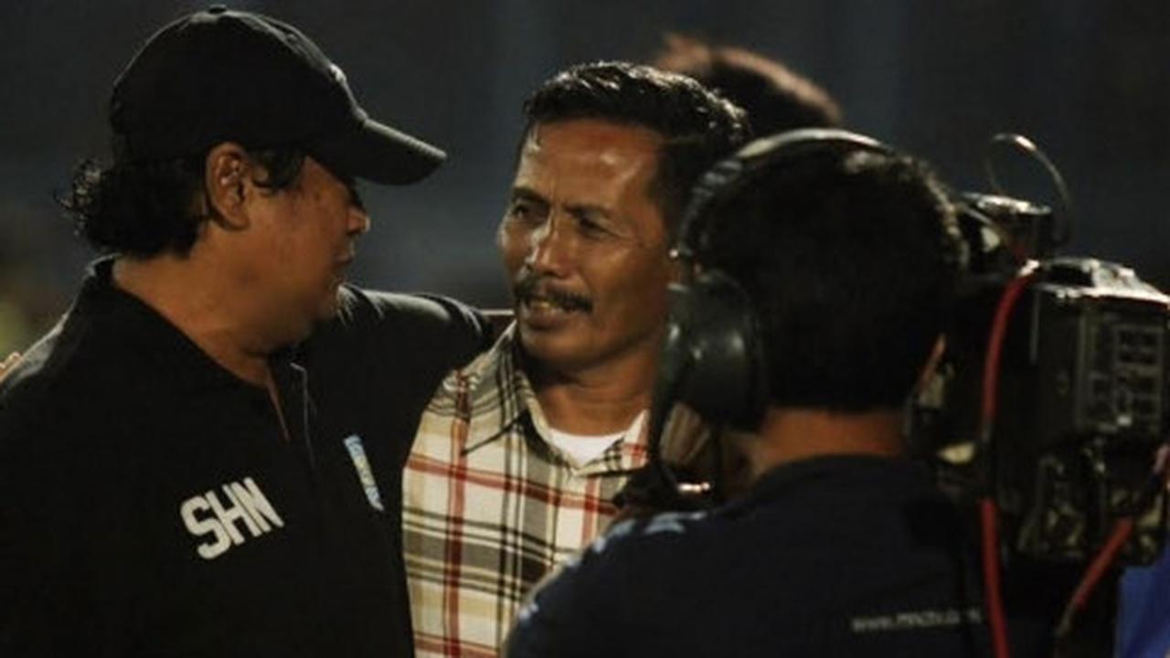 Sebelum lawan Persib, Coach Suharno telah mengaku sakit