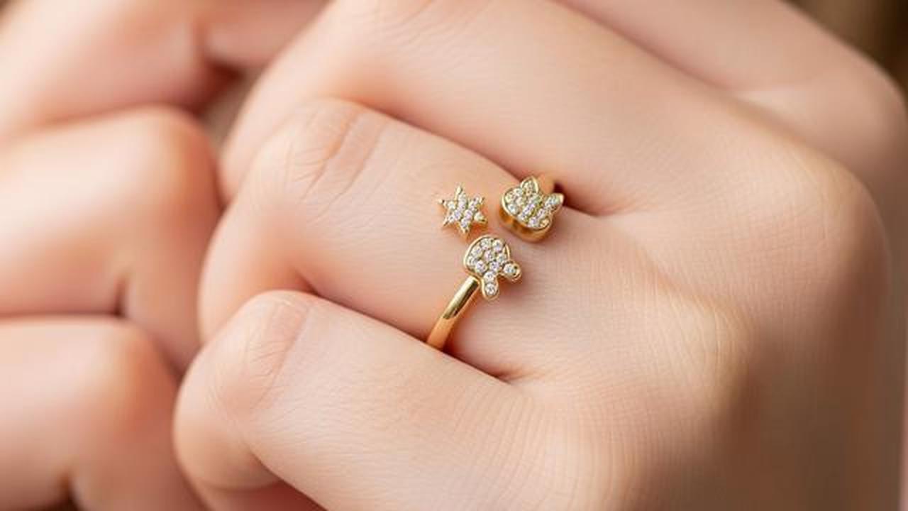 7 Model Cincin Emas Anak Perempuan, Inspirasi Tampil Menawan tapi Menggemaskan