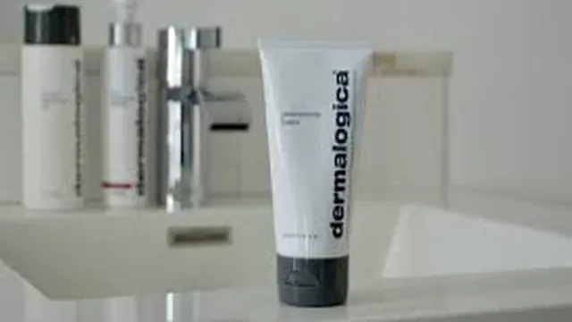 Review: Pre Cleanser Sebagai Langkah Awal Membersihkan Wajah