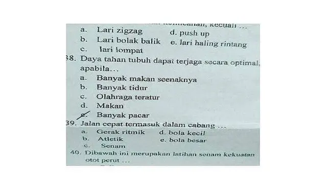 6 Soal Ulangan Seni dan Penjaskes Nyeleneh Ini Bikin Murid Berpikir Keras