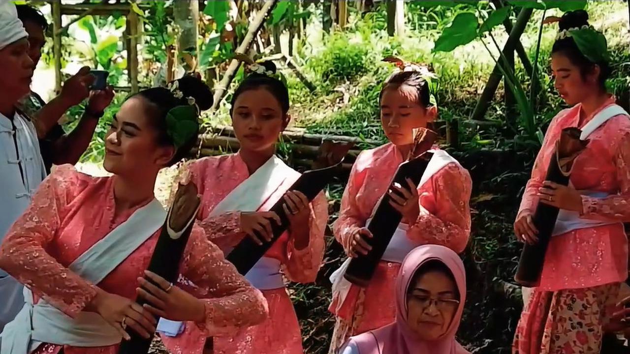 Tradisi Hajat Arwah Khas Bandung Barat