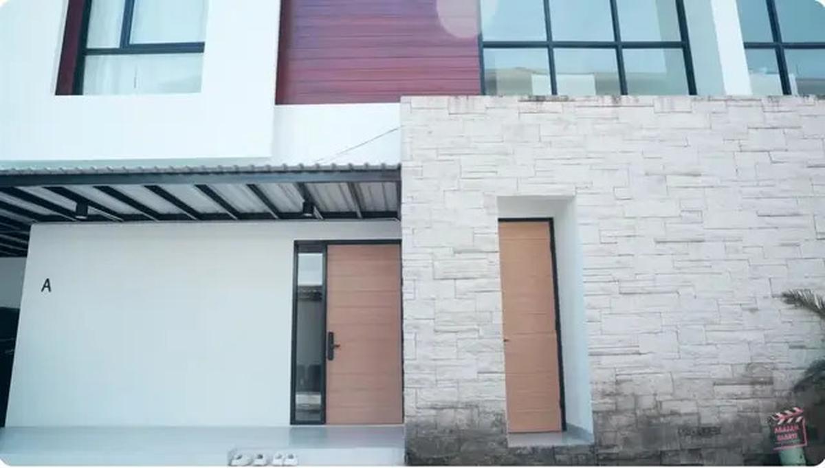 8 Potret Rumah Arafah Rianti yang Luas, Viral Dilabrak Tetangga karena Parkir Mobil