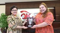 pada pertemuan antara Ketua Dewan Audit OJK Sophia Wattimena dan Presiden IIA Indonesia Angela Indirawati Simatupang (Dok OJK)