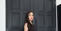 Hamil besar tidak menghalangi Steffi Zamora untuk beraktivitas. Disibukkan dengan promo film, baru-baru ini ia juga terlihat hadiri Jakarta Fashion Week 2026 [@steffizamoraaa]