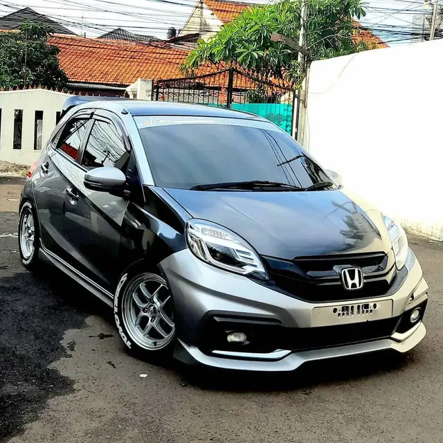 10 Potret Modifikasi Honda Brio, Hatchback Kecil Idola Anak SMA