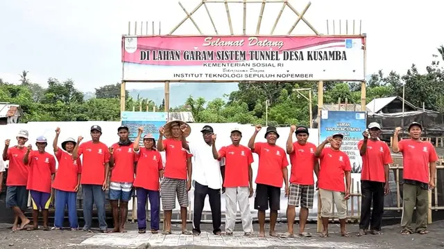 Kelompok Petani Garam Sarining Segara di Desa Kusamba, Kecamatan Dawan, Kabupaten Klungkung, Provinsi Bali. (Dok Kementerian Sosial RI)