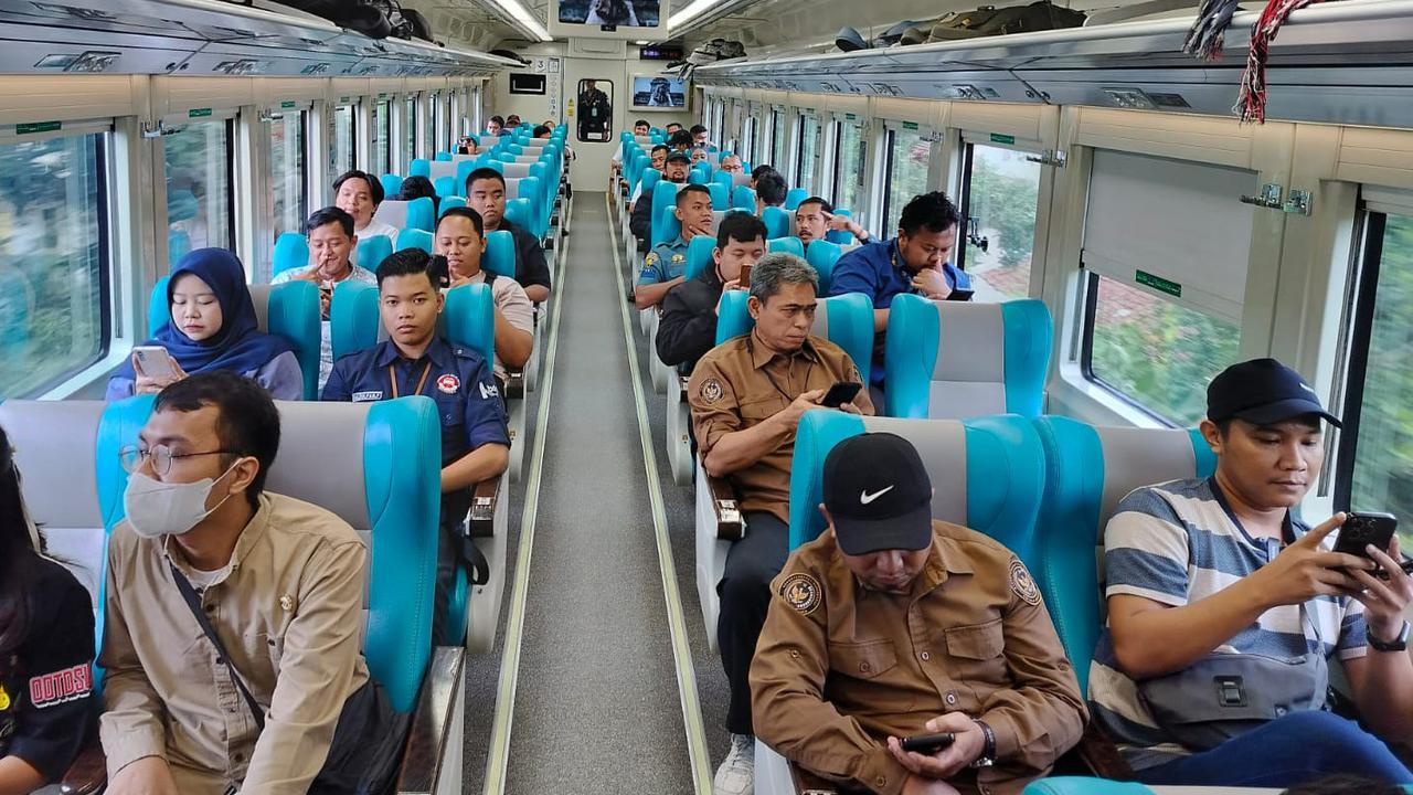 Januari-Juli 2025 Ada 7.735 Barang Tertinggal di Kereta, Termasuk Ponsel dan Sertifikat Tanah