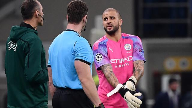 Aksi Bek Manchester City Saat Jadi Kiper di Liga Champions