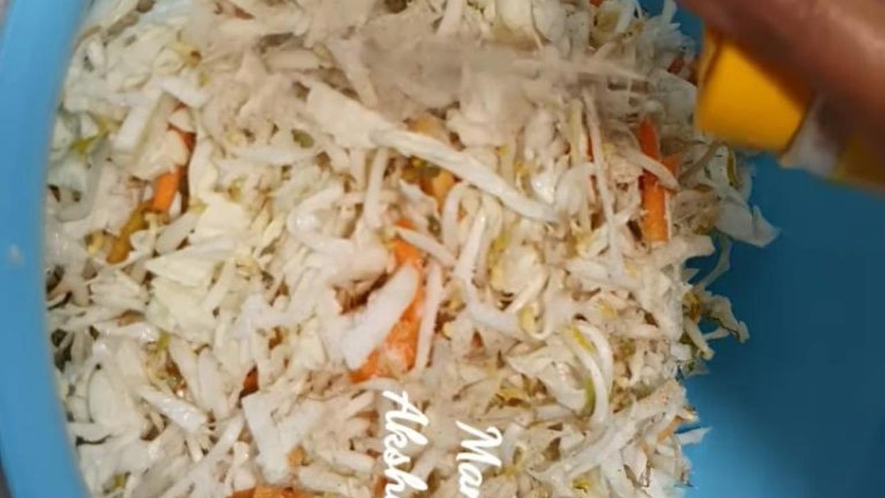 Tambahkan Bumbu dan Daun Bawang