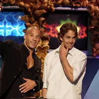 Kenangan Vin Diesel dan Paul Walker (Foto: popsugar.com)