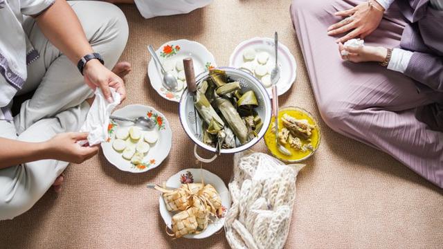 7 Cara Membuat Opor Ayam Sederhana, Pahami Filosofinya ...