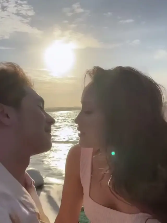 Cinta Laura dan Jerome Kurnia