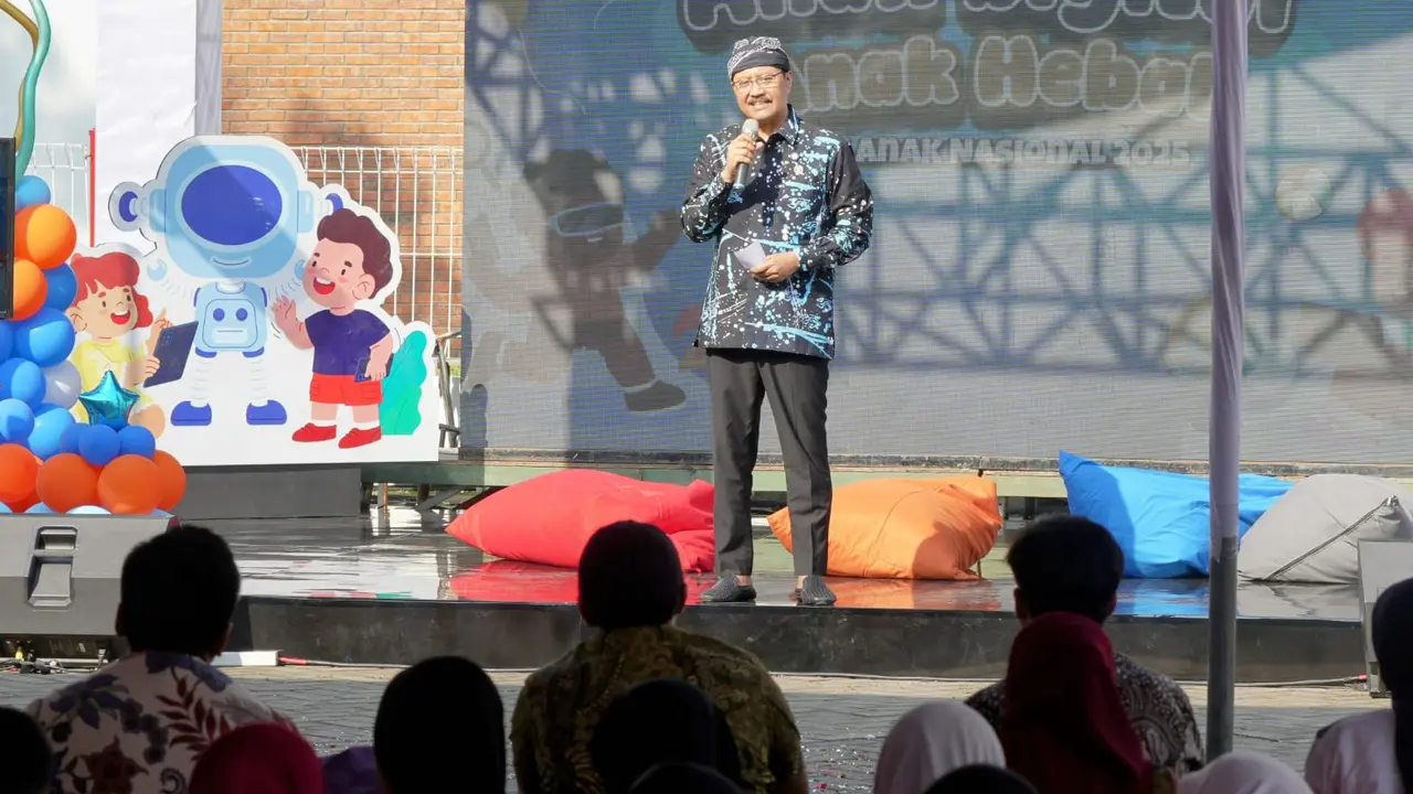 Menteri Sosial Saifullah Yusuf atau Gus Ipul