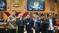 Menpora Erick Thohir (tengah) saat melakukan audiensi dengan Komisi X DPR RI. (dok. Kemenpora)