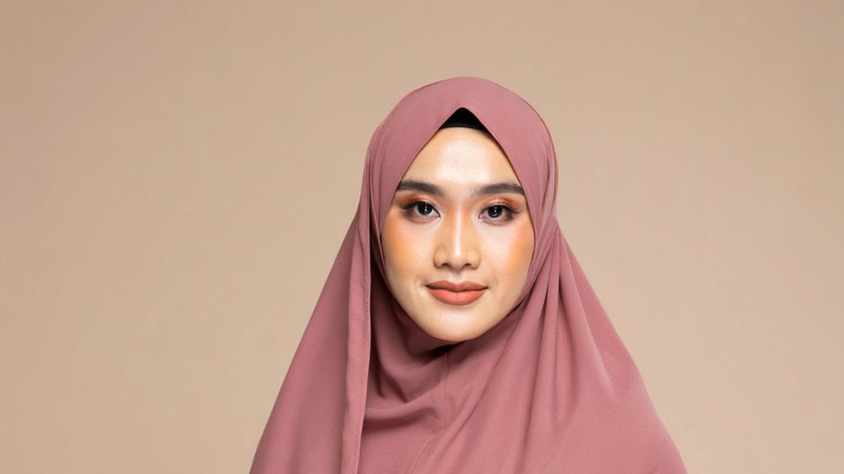 8 Model Gamis Jilbab Besar yang Modis, Tampil Menutup Aurat dengan Nyaman