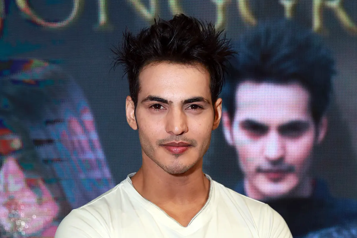 [Bintang] Ravi Bhatia