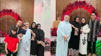 Tasyakuran Rieta Amilia Pulang Haji (Sumber: Instagram/rieta_amilia)