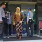 Salah seorang anggota DPRD Kota Malang saat menjalani pemeriksaan penyidik KPK di Mapolres Malang Kota (Zainul Arifin/Liputan6.com)