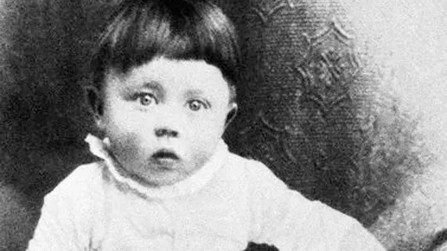 Bayi Adolf Hitler