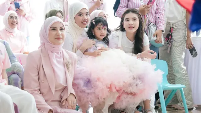 Potret Irish Bella Rayakan Ultah ke-3 Amala/Instagram @_irishbella_