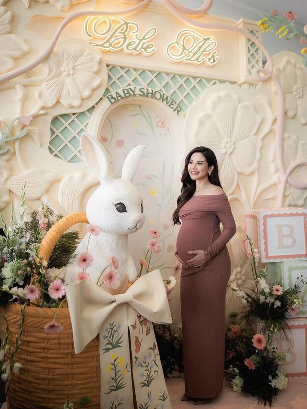 8 Potret Detail Dekorasi Acara Ultah dan Baby Shower Alyssa Daguise, Tampilkan Sisi Romantis Al Ghazali