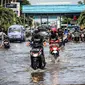 Banjir rob adalah banjir di tepi pantai karena permukaan air laut yang lebih tinggi daripada bibir pantai atau daratan di pesisir pantai.