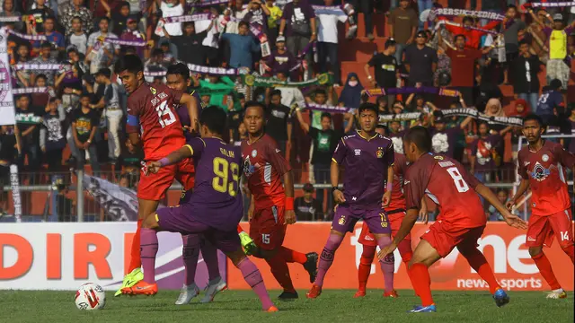 Persik Kediri vs Martapura FC