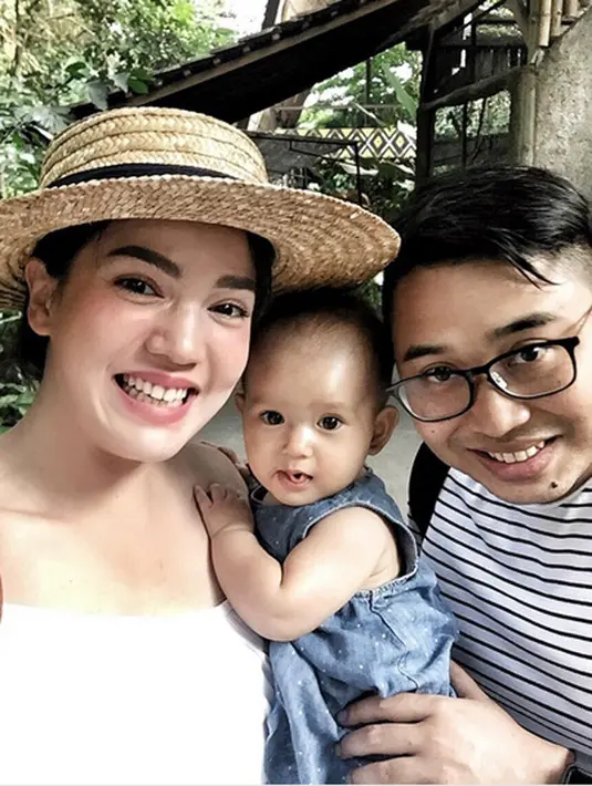 Masih merahasiakan judul sineteron yang dilakoninya sekarang ini. Tapi Alice Norin membocorkan perannya. Yaitu peran anak muda, yang pernah dilakoni pada 13 tahun silam. (Instagram/alicenorin)