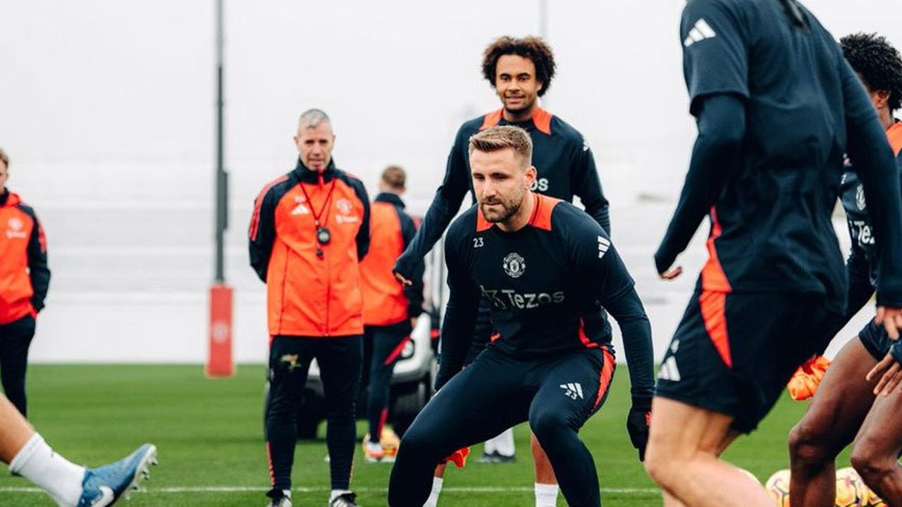 Rapor Pemain MU Saat Kalah dari Brentford: Luke Shaw Ampun Deh, Garnacho Lumayan