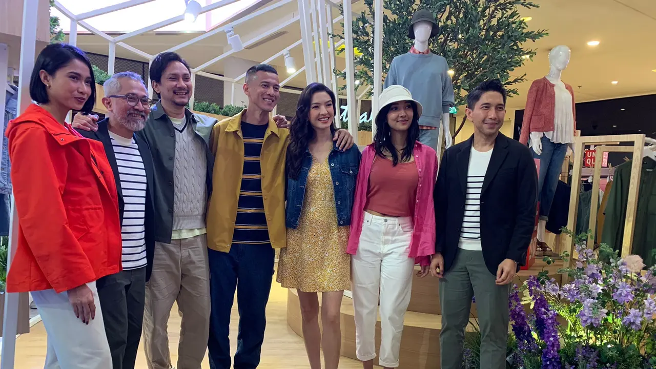 kolaborasi 6 pelaku seni dengan UNIQLO