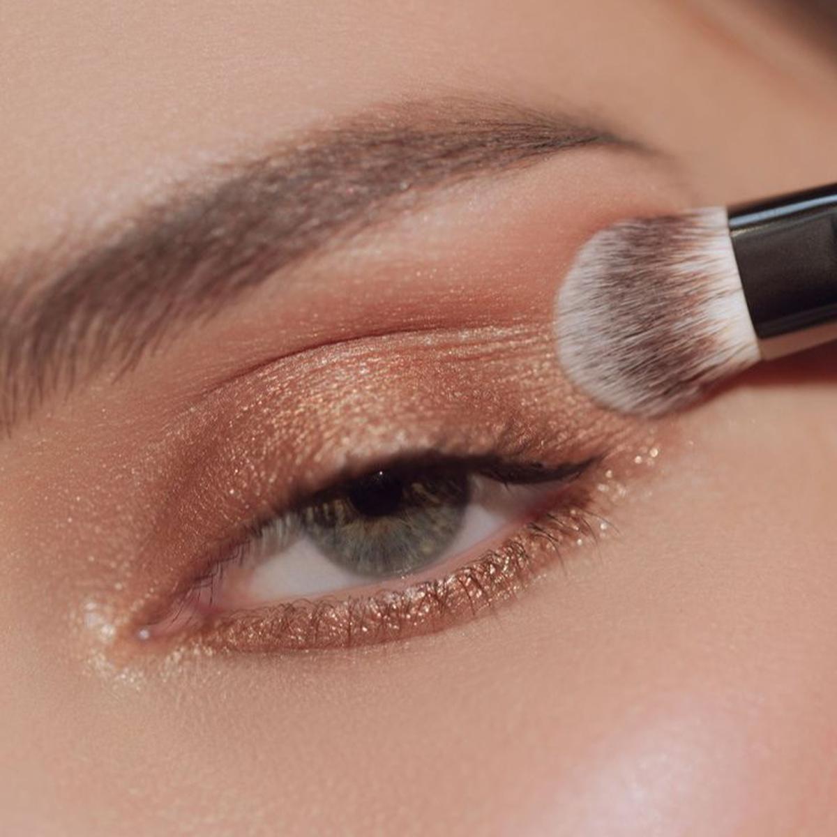 9 Tips Makeup Kondangan yang Sederhana tapi Elegan, Dijamin Bikin Memukau