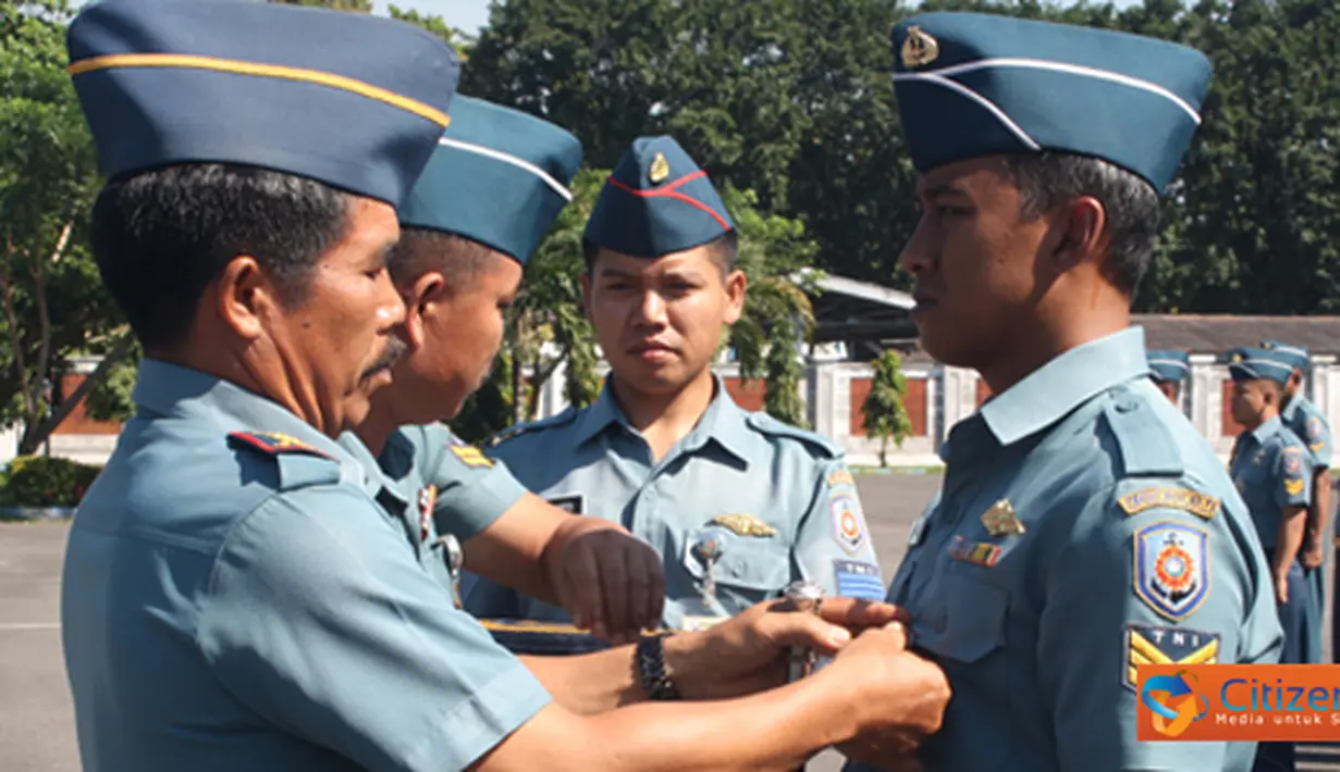 Citizen6, Surabaya: Menurut Dankodikdukum, Diklaba adalah pendidikan yang diperuntukan bagi para bintara TNI AL sebagai pendidikan lanjutan sesuai korps yang dimiliki sebagai persyaratan ke jenjang pendidikan yang lebih tinggi. (Pengirim: Penkobangdikal)