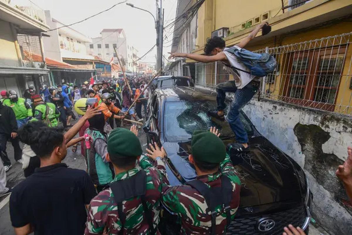 Nicholas Saputra Tanggapi Kasus Mobil Rantis Brimob Lindas Driver Ojol