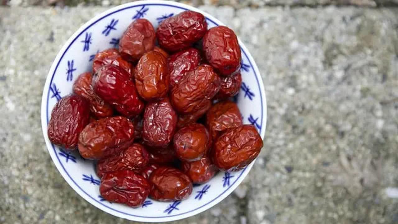 8 Cara Cerdas Menggunakan Kurma Sebagai Pengganti Gula, Mulai dari Saus Hingga Pemanis Teh