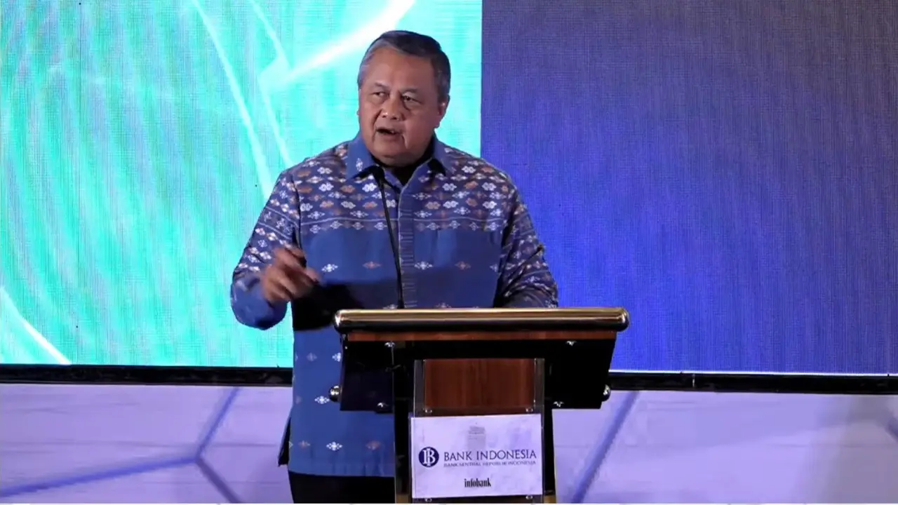 Gubernur Bank Indonesia Perry Warjiyo dalam Forum Stabilitas Moneter di Tengah Dinamika Ekonomi 2024, di Jakarta, Kamis (1/2/2024)