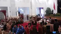 Jokowi Serahkan DIPA 2015 ke Seluruh Gubernur dan Pejabat Negara