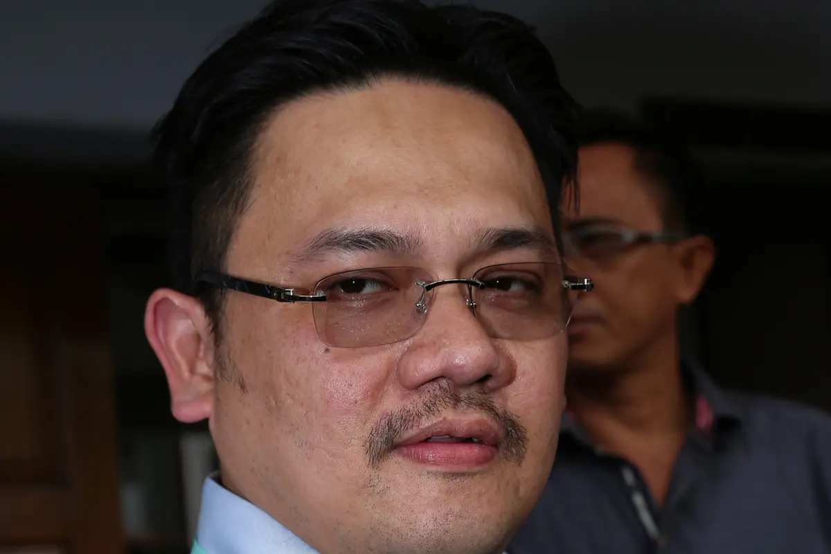 [Bintang] Farhat Abbas